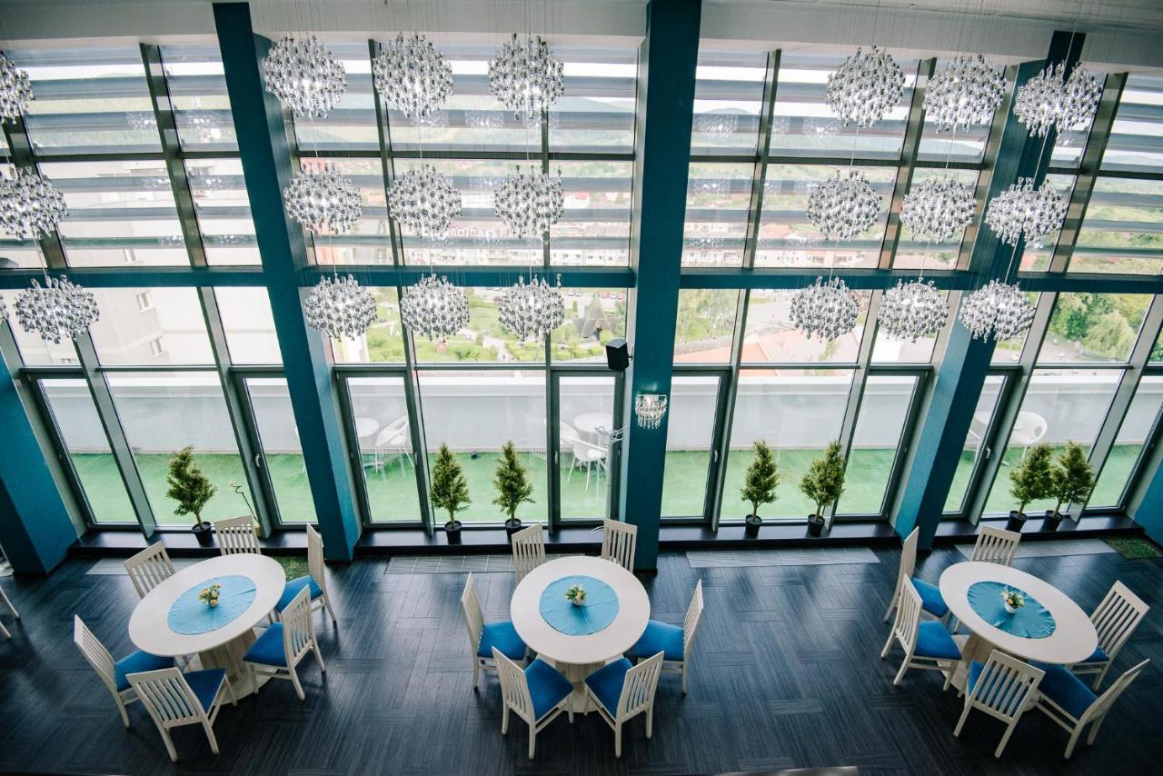 Caprioara Spa&Wellness Resort 코바스나 외부 사진