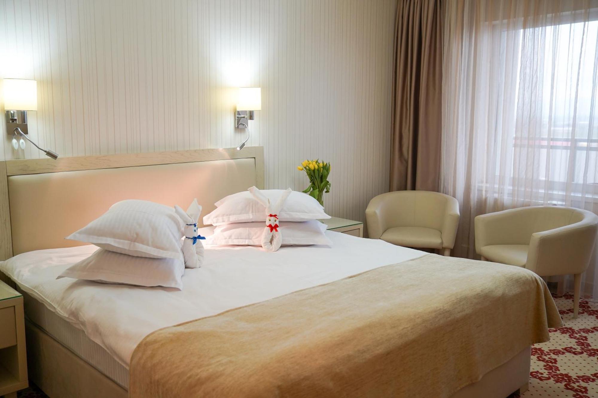 Caprioara Spa&Wellness Resort 코바스나 외부 사진